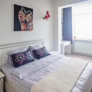 Cozy Studio, Center, Sea View Баку